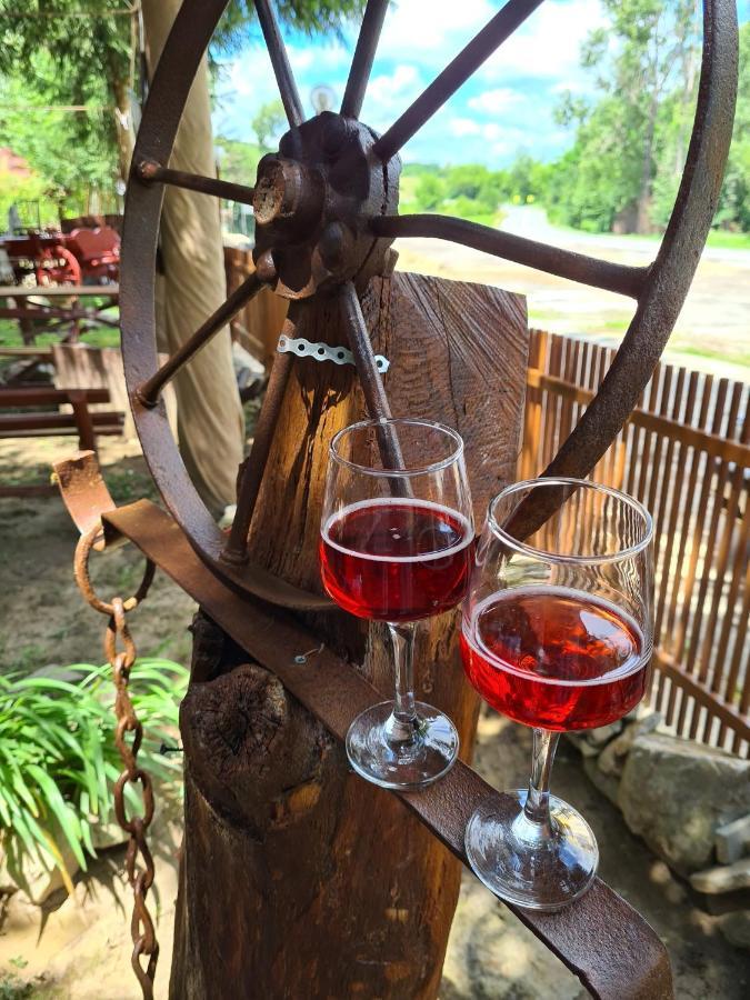 La Padure Hotel Brebu ภายนอก รูปภาพ