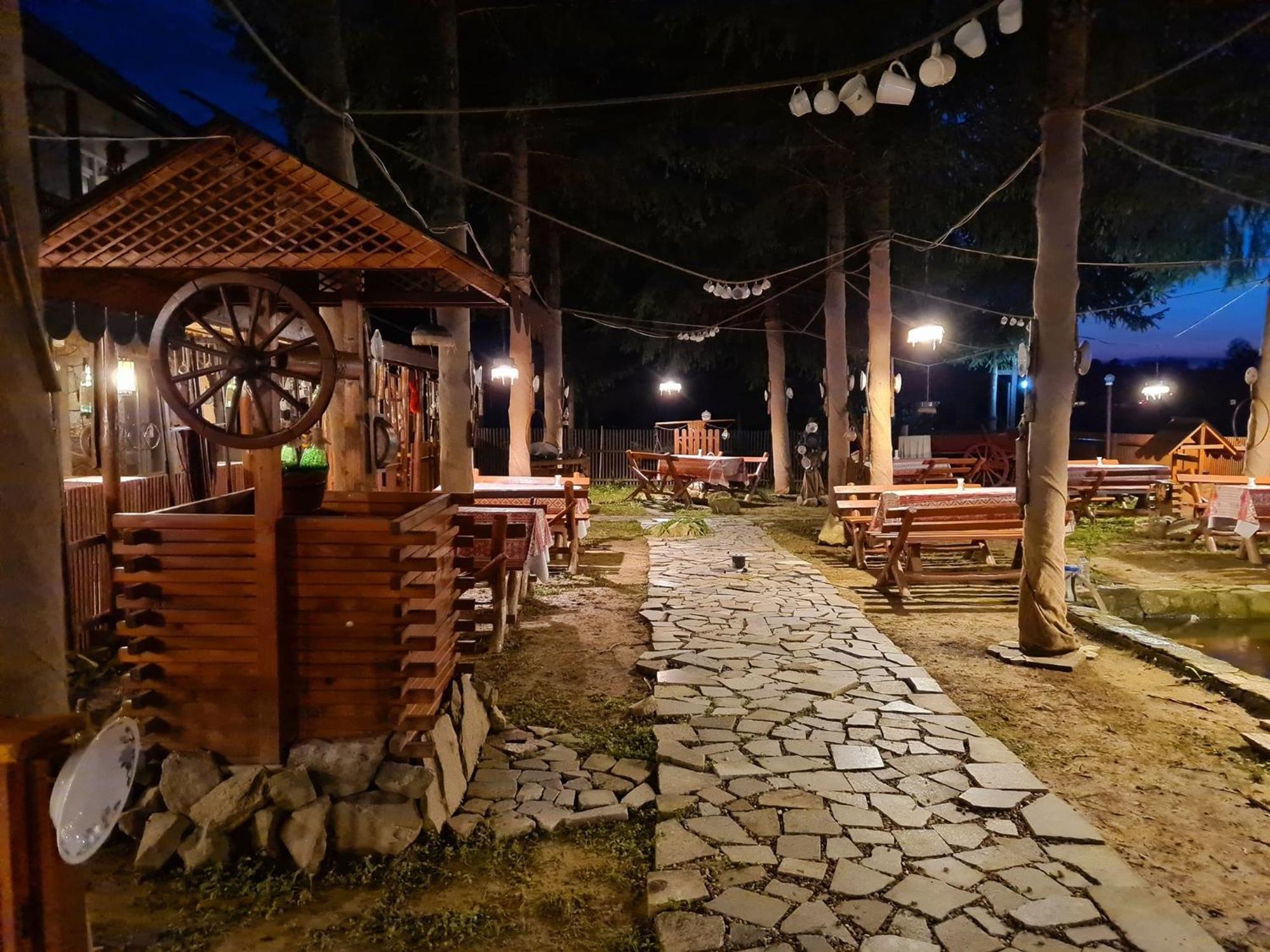 La Padure Hotel Brebu ภายนอก รูปภาพ