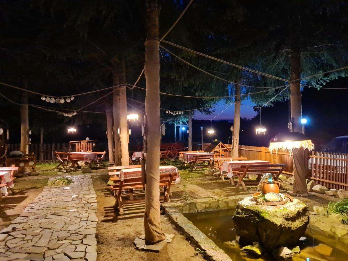 La Padure Hotel Brebu ภายนอก รูปภาพ