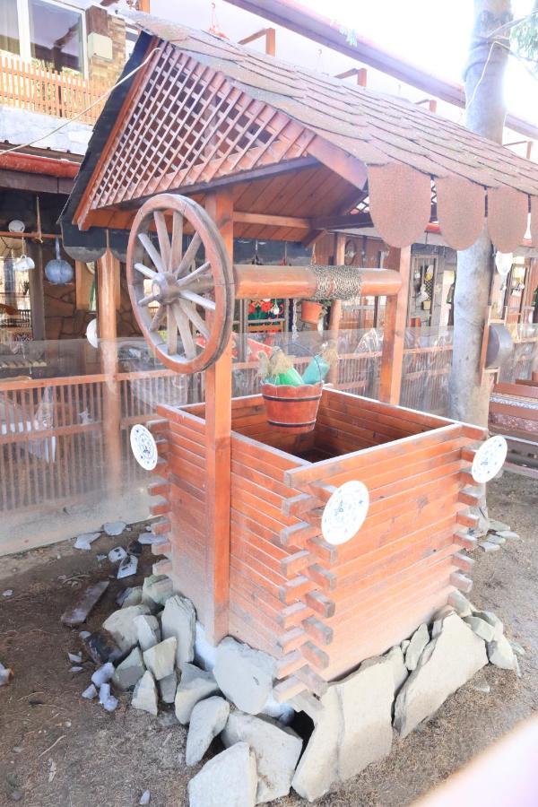 La Padure Hotel Brebu ภายนอก รูปภาพ