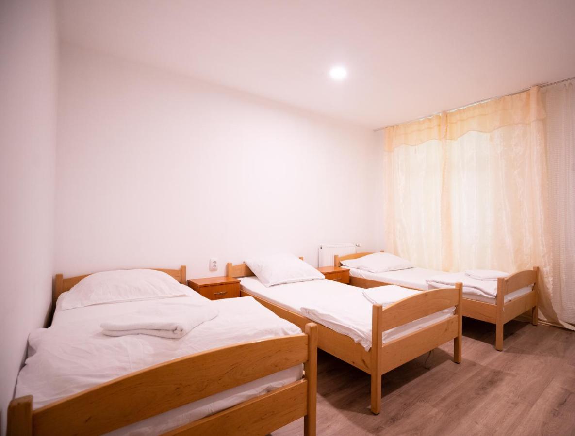 La Padure Hotel Brebu ภายนอก รูปภาพ