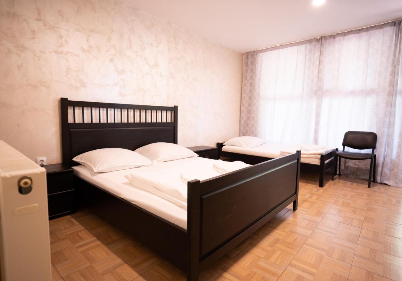 La Padure Hotel Brebu ภายนอก รูปภาพ
