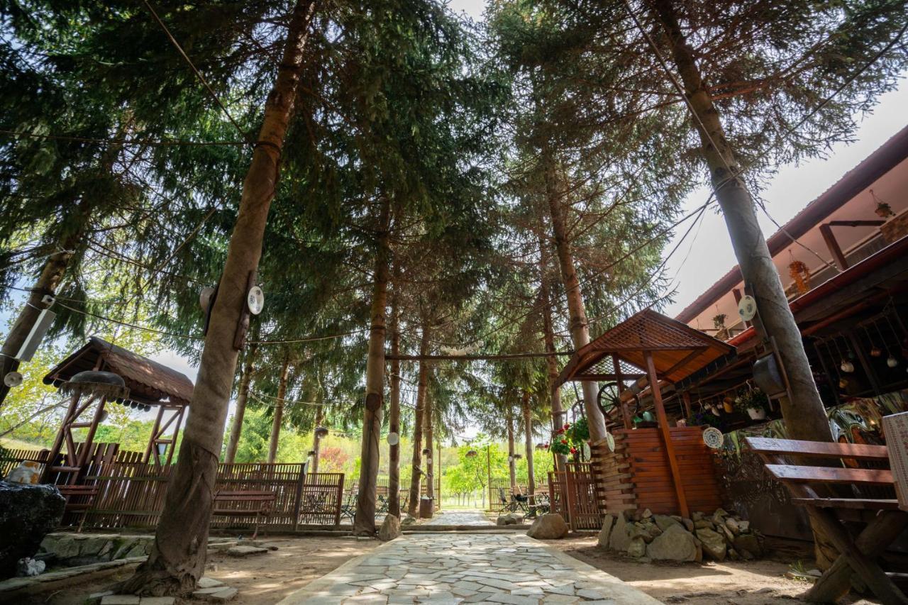 La Padure Hotel Brebu ภายนอก รูปภาพ