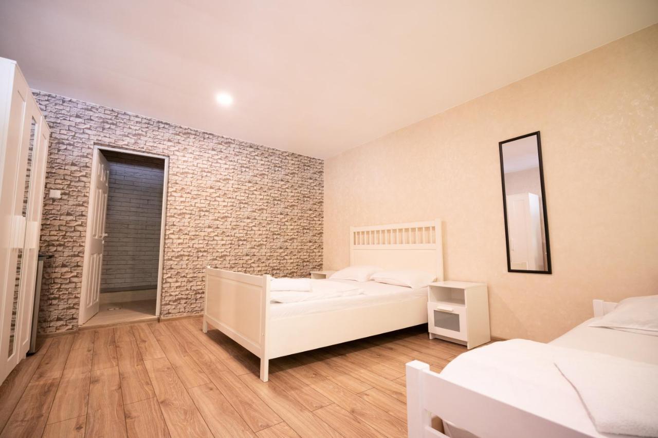La Padure Hotel Brebu ภายนอก รูปภาพ
